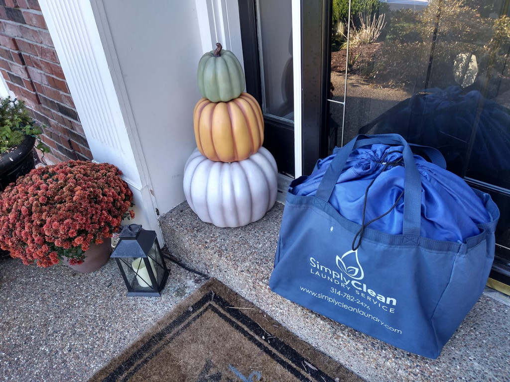63074 Residential and Commercial Laundry Service