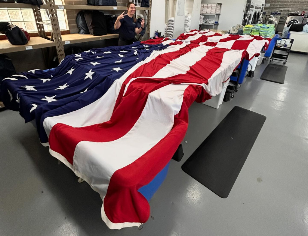 63123 Residential and Commercial Laundry Service